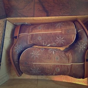 Shyanne women’s boots